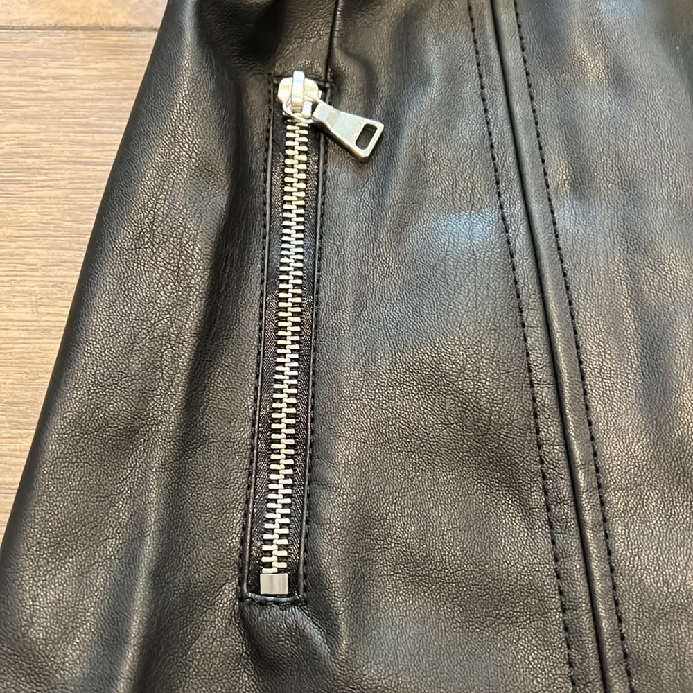 NWT leather skirt - Picture 7 of 8